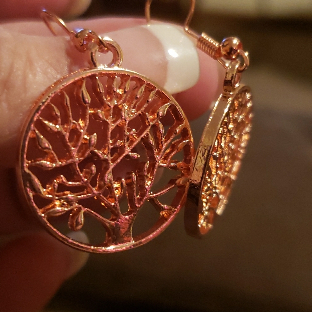 🌟Beautiful Tree of Life Earrings🌟🌠